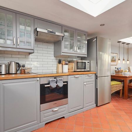Windlass Cottage Lymington Ngoại thất bức ảnh