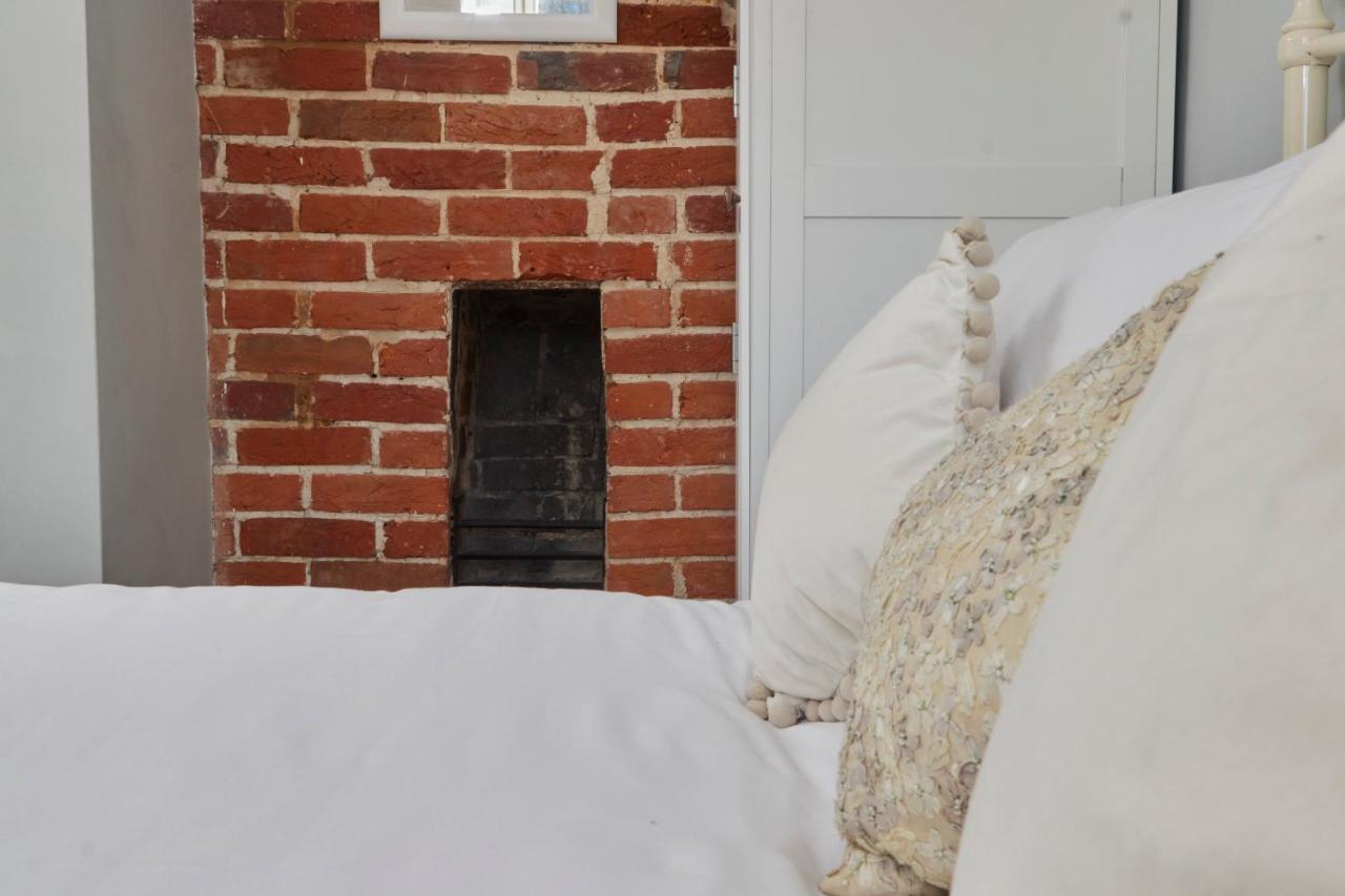 Windlass Cottage Lymington Ngoại thất bức ảnh