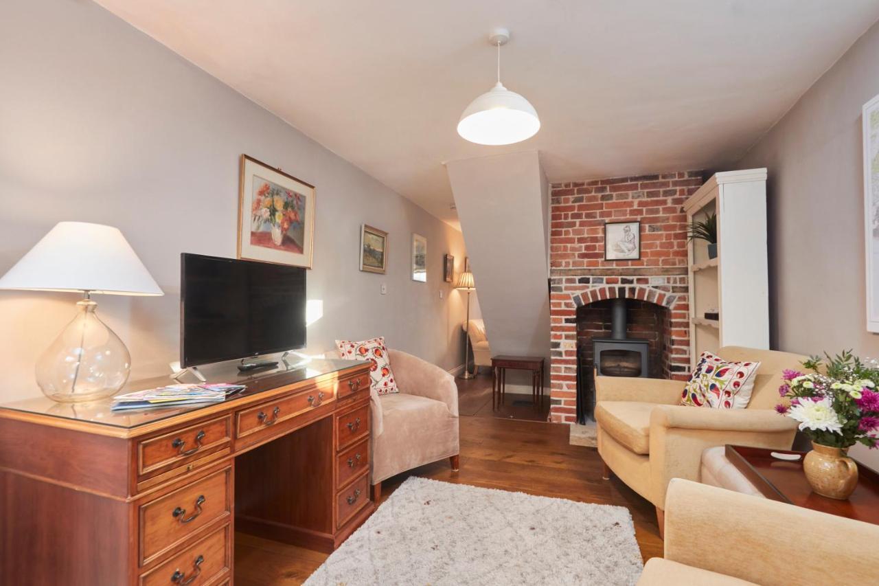 Windlass Cottage Lymington Ngoại thất bức ảnh